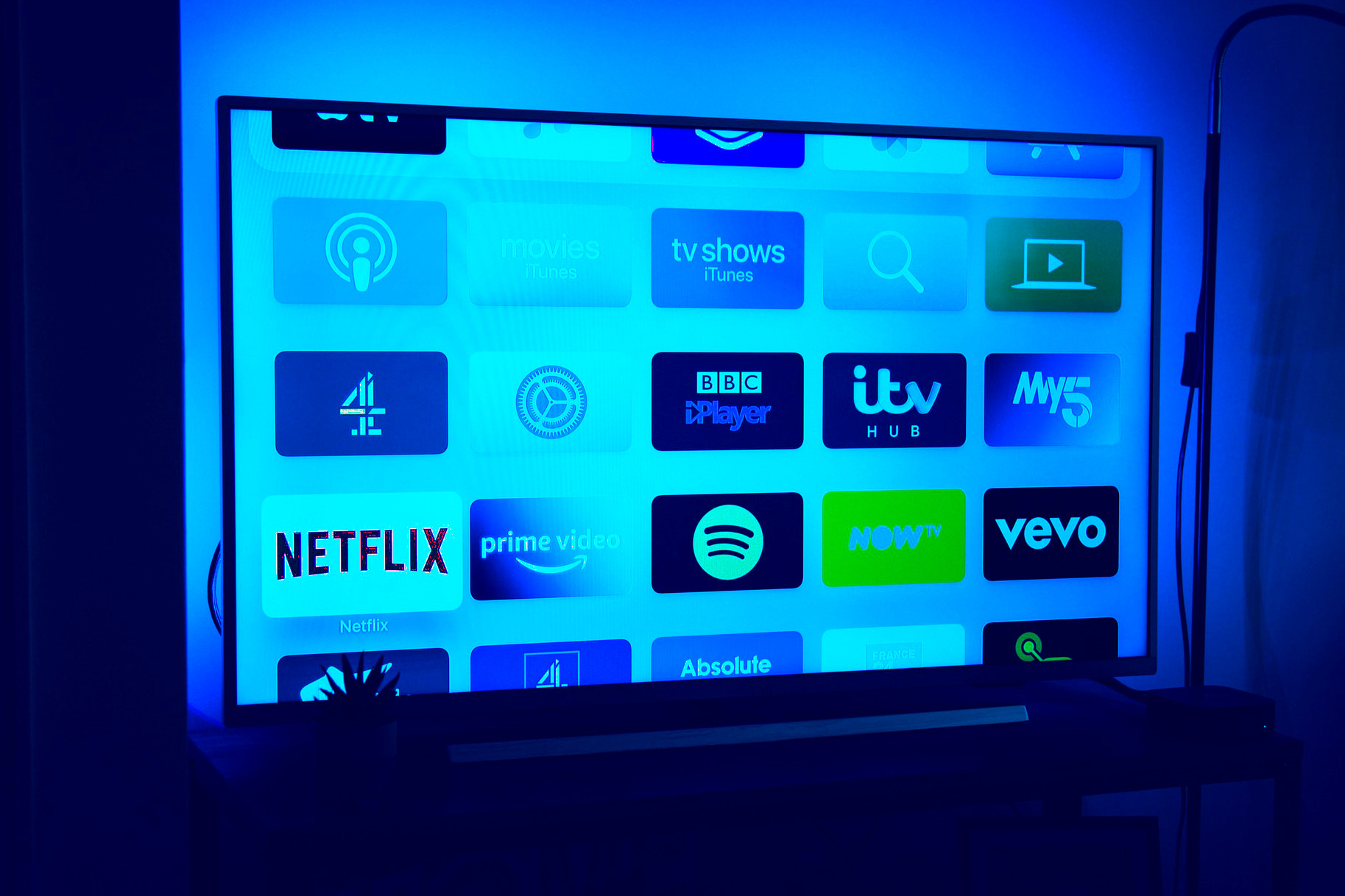 Smart television